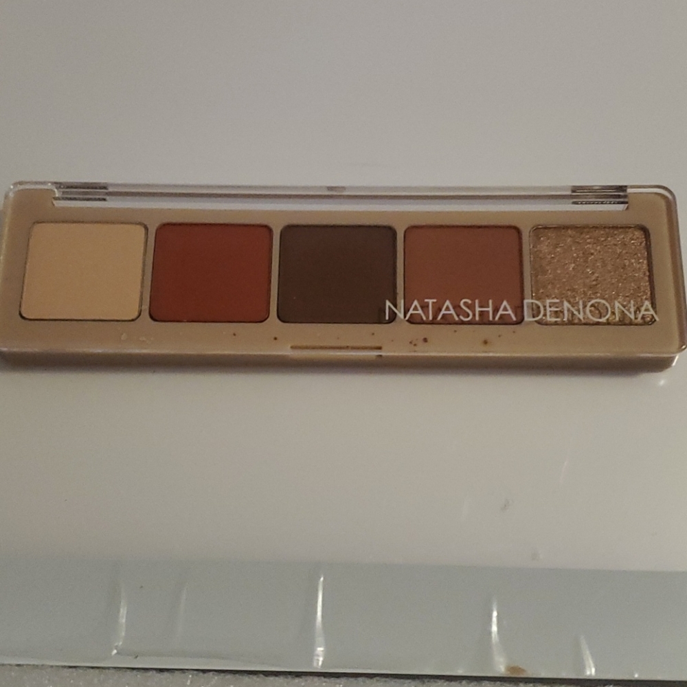Eyeshadow